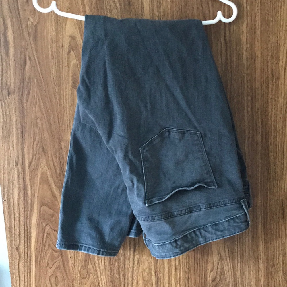 Universal thread jeans